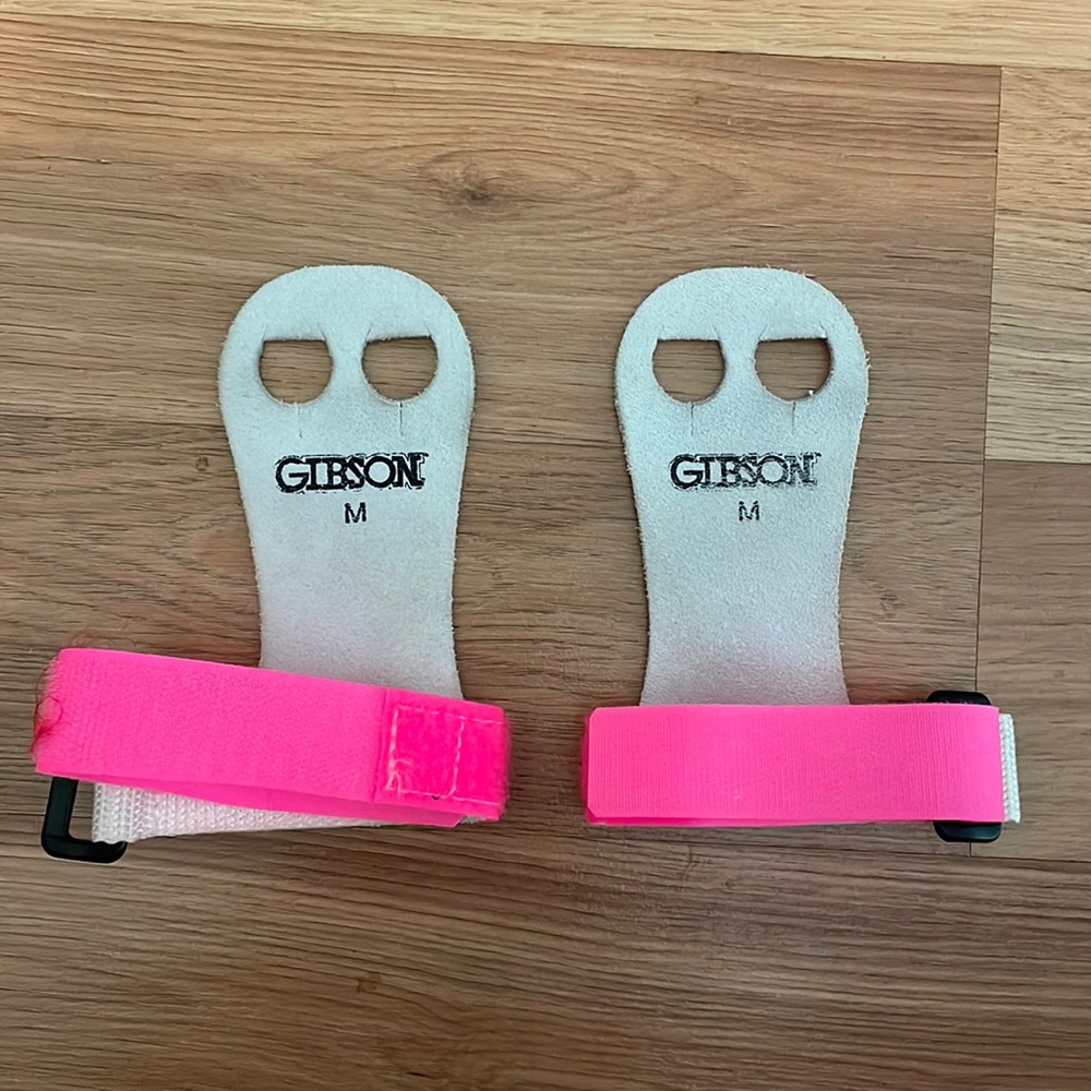 Gibson gymnastics hand grips